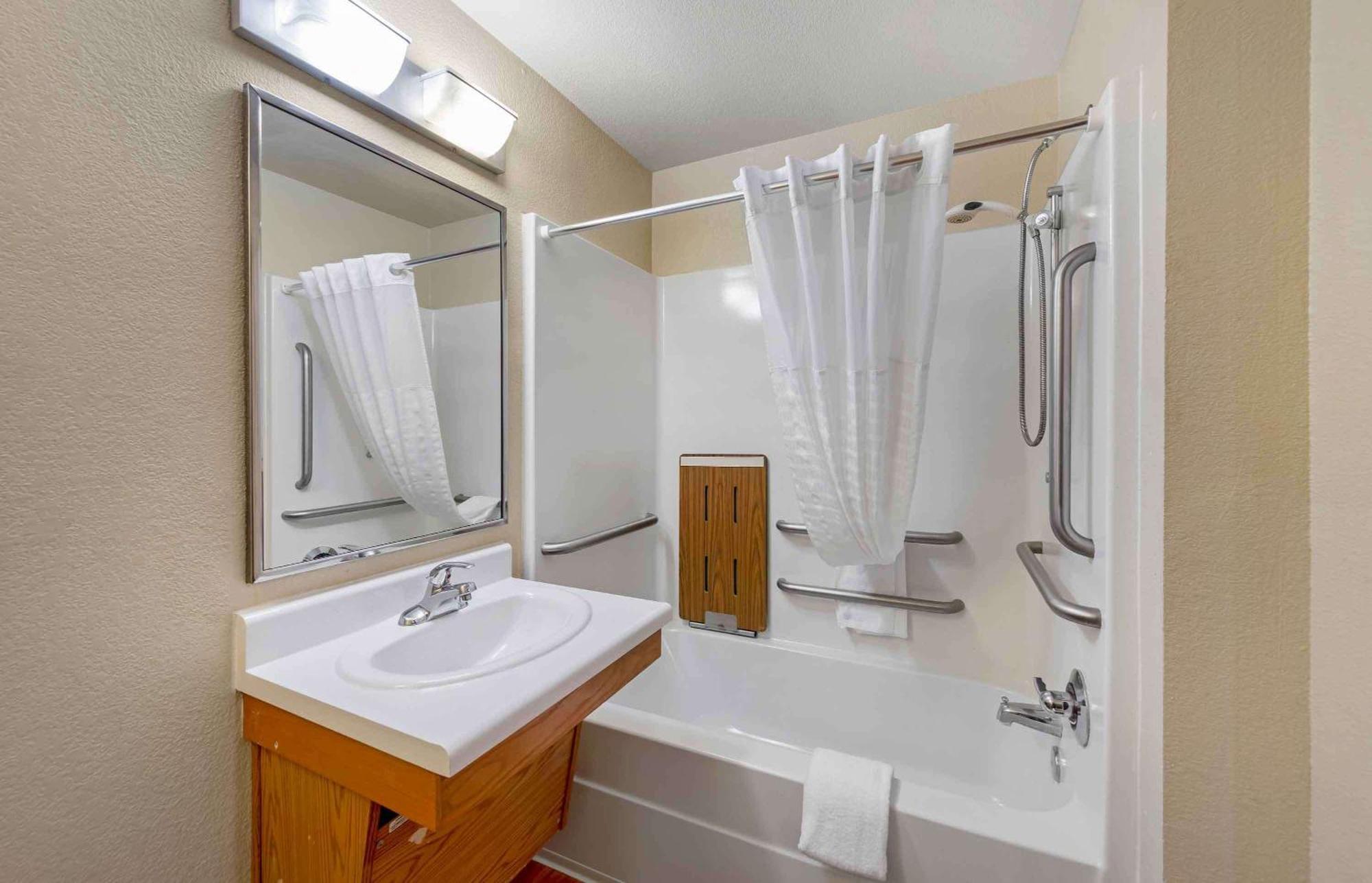 Extended Stay America Suites - Denver - Airport Aurora Exterior photo